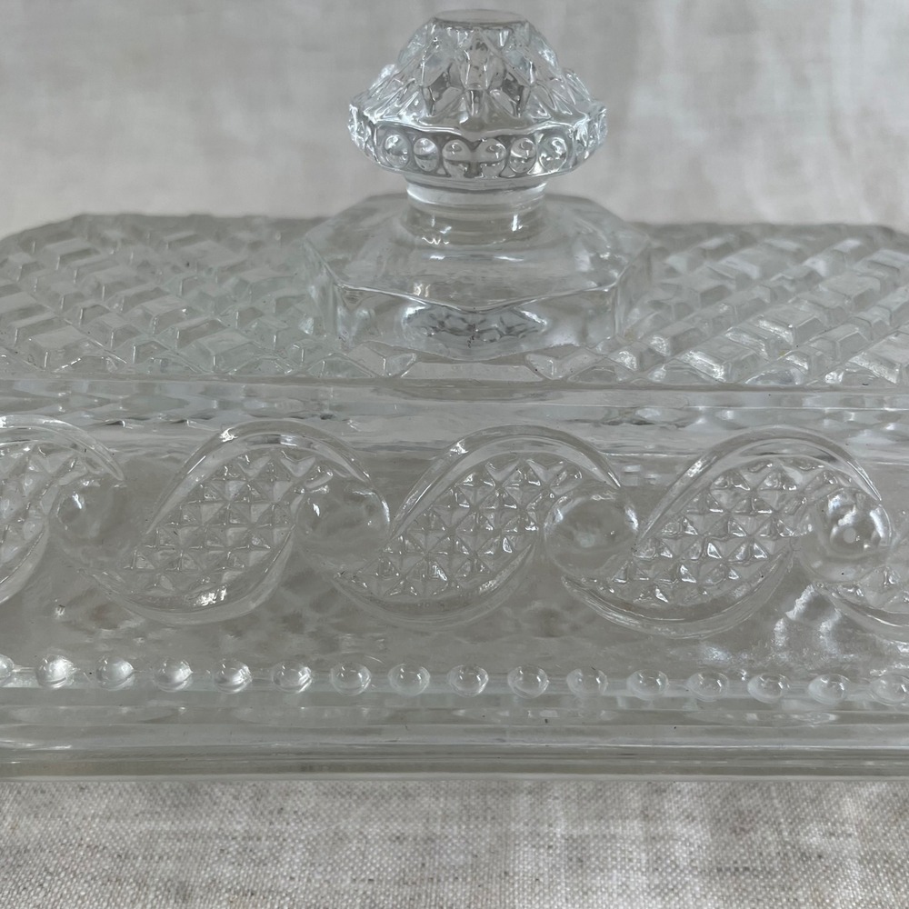 Clear Pressed Glass Butter Dish Covered 70s Retro Eclectic Kitchen Funky Decor - Picture 6 of 8
